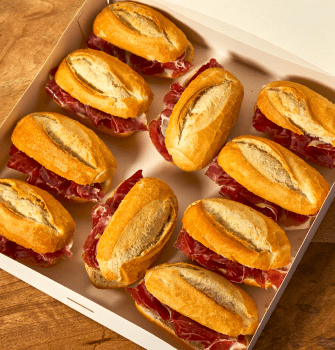 Bocadillos para evento de empresa